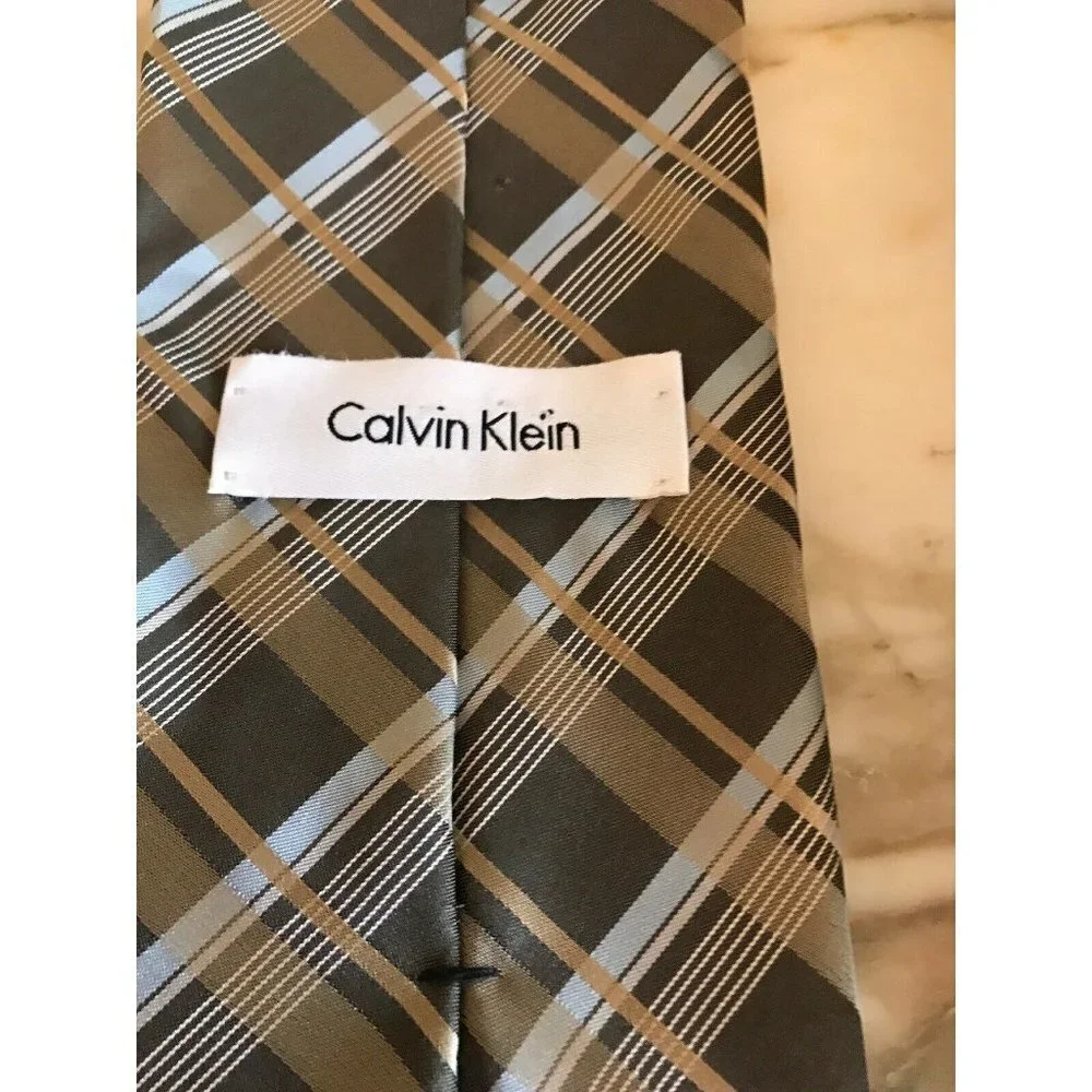 Calvin Klein Neutral Tan Taupe Blue Plaid‎ 100% Silk Tie 3.25” Necktie